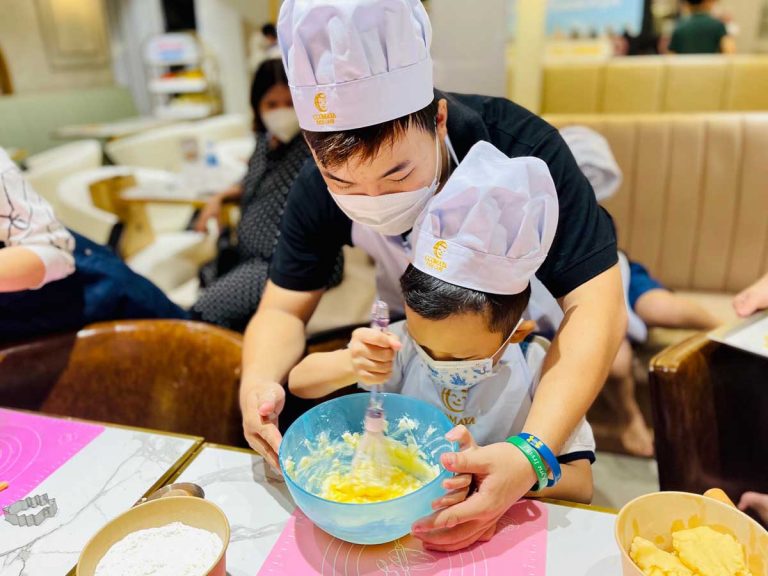 Ccomaya Kids Café mở lớp dạy trang trí bánh cho trẻ em