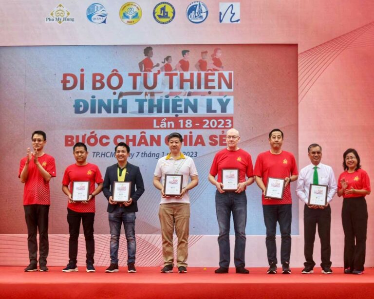 Tập đoàn Mai Linh tham dự Chương trình Đi bộ Từ thiện Đinh Thiện Lý lần 18