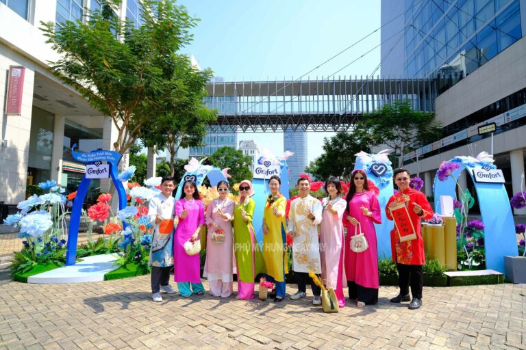 Ao Dai on Phu My Hung Flower Street